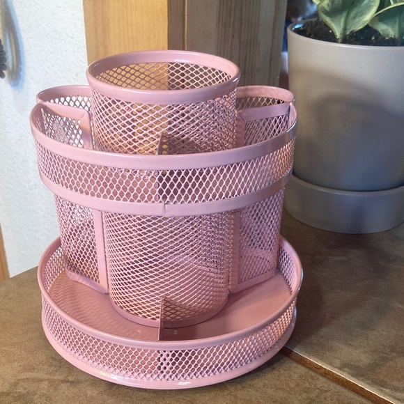 🫟5 for $25🫟 Pink Swivel Metal Organizer - Picture 2 of 6
